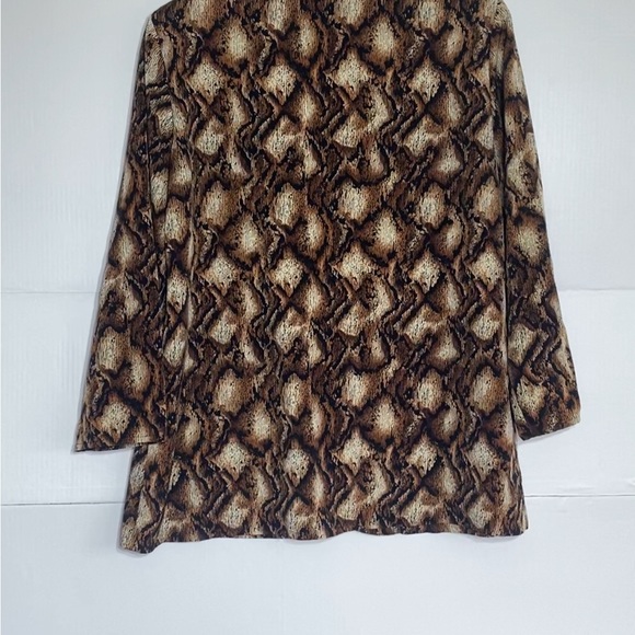 Maggies sweet two button jacket - Picture 3 of 6